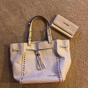 Guess (GBG) Purse and wallet